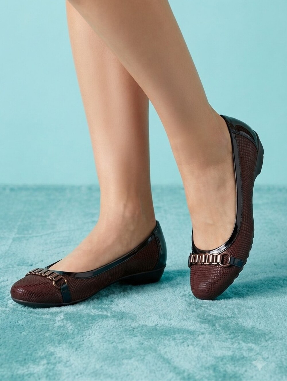 Comfortiva Leather Shoes Size 10 Brown
